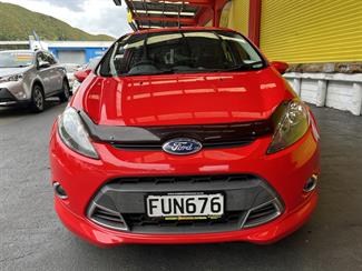 2011 Ford Fiesta - Thumbnail