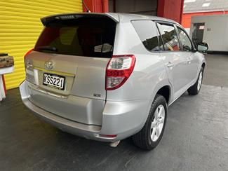 2008 Toyota Vanguard - Thumbnail
