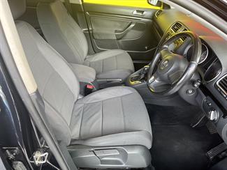 2012 Volkswagen Golf - Thumbnail