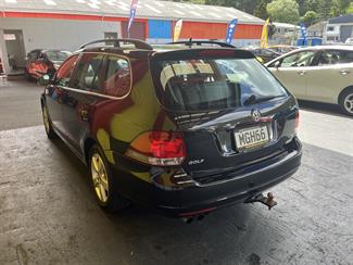 2012 Volkswagen Golf - Thumbnail