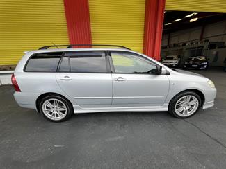 2006 Toyota Corolla - Thumbnail