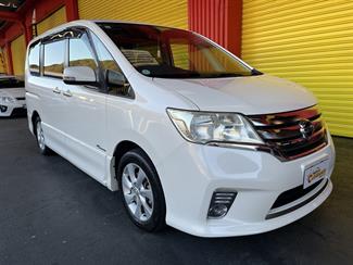 2013 Nissan Serena - Thumbnail