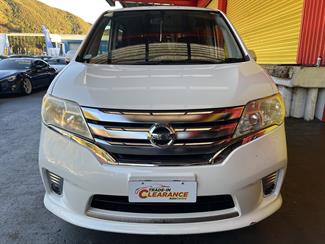 2013 Nissan Serena - Thumbnail