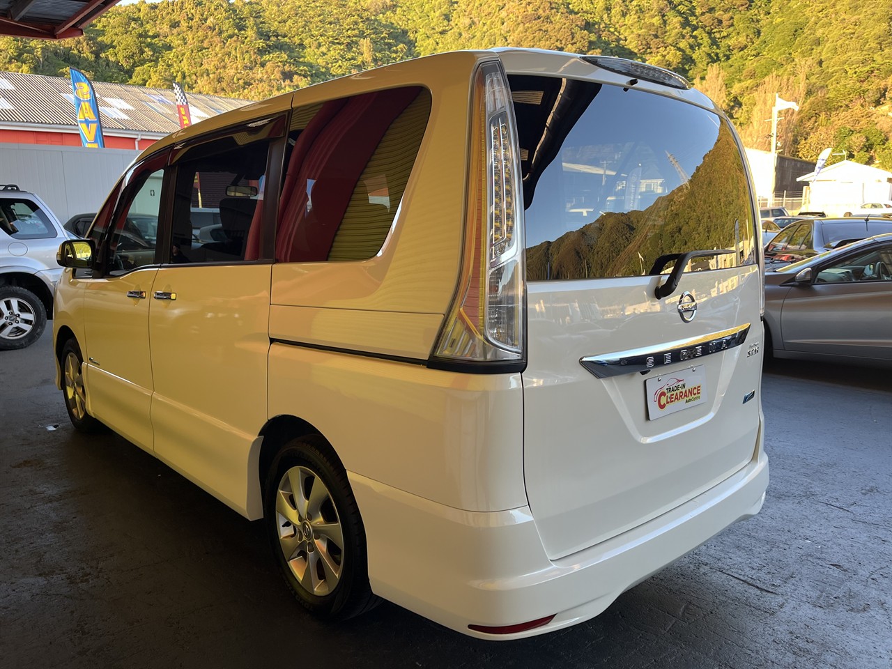 2013 Nissan Serena