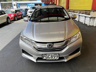 2016 Honda Grace - Thumbnail