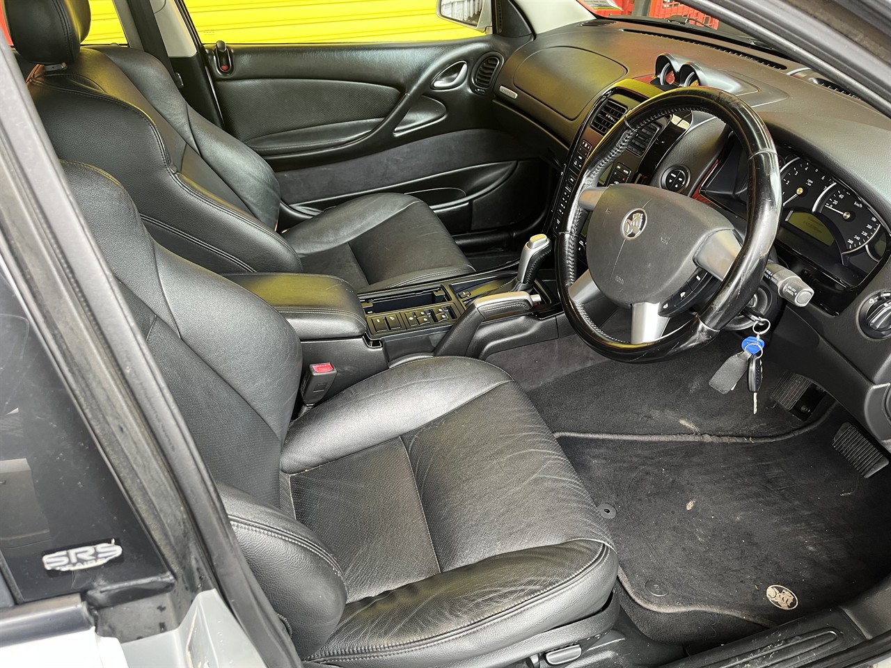 2005 Holden Adventra