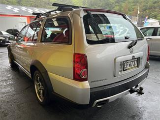 2005 Holden Adventra - Thumbnail
