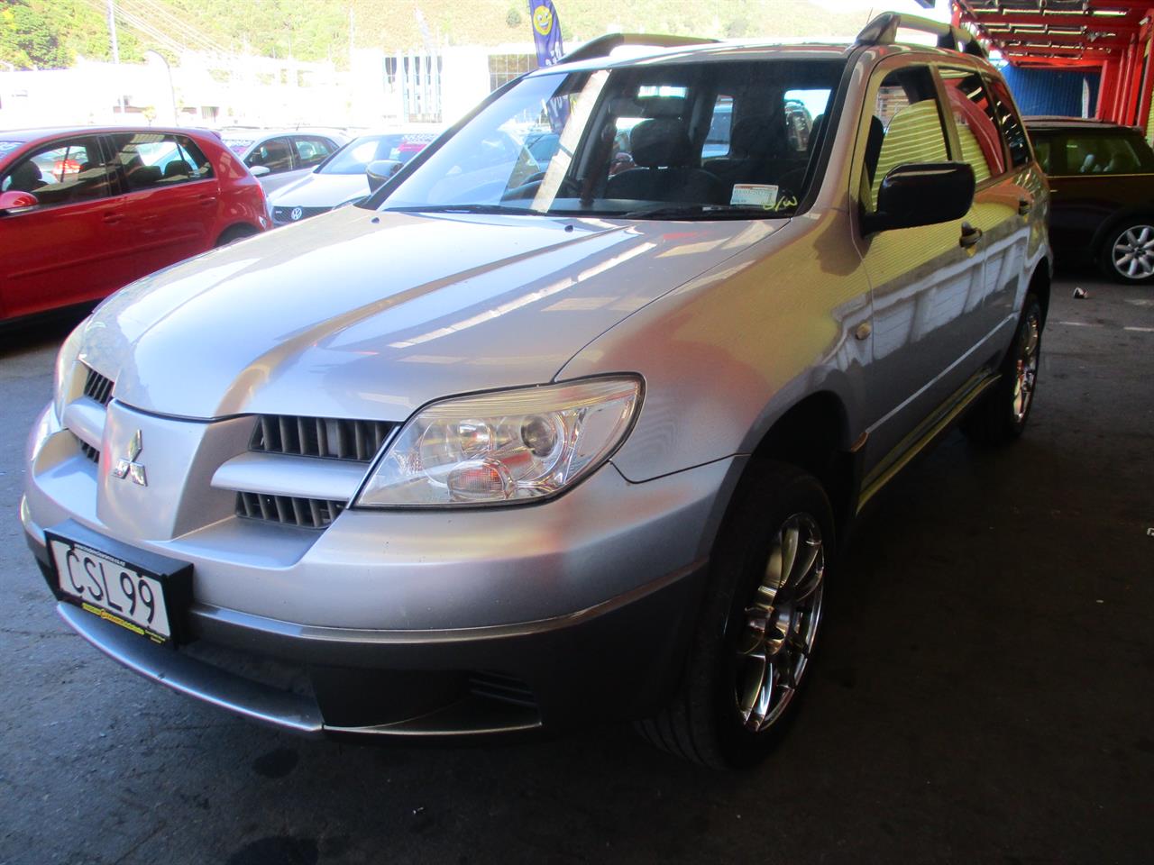 2005 Mitsubishi Airtrek