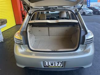 2007 Toyota Blade - Thumbnail