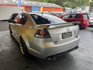 2009 Holden Commodore - Thumbnail