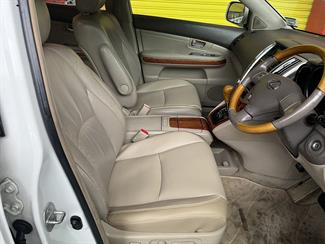 2005 Toyota LEXUS - Thumbnail