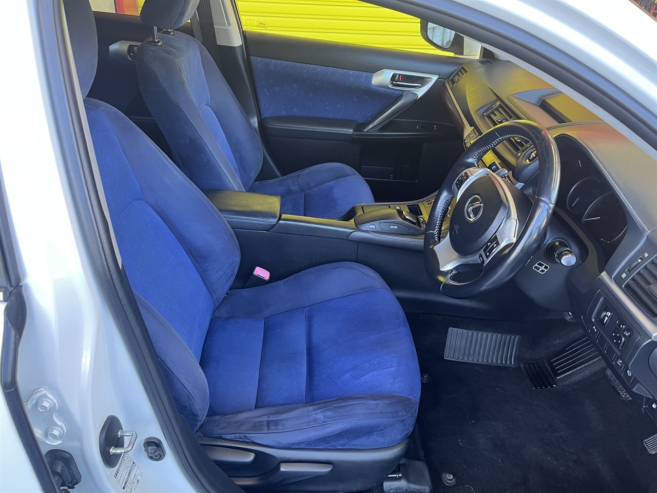 2011 Lexus Ct200h