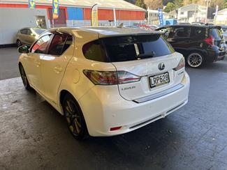2011 Lexus Ct200h - Thumbnail