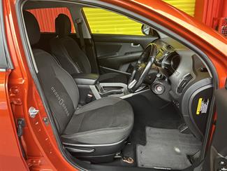 2015 Kia Sportage - Thumbnail