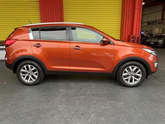 2015 Kia Sportage - Thumbnail