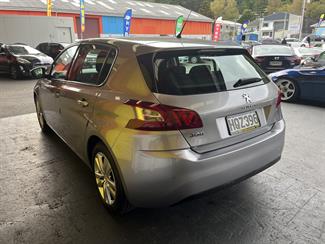 2014 Peugeot 308 - Thumbnail
