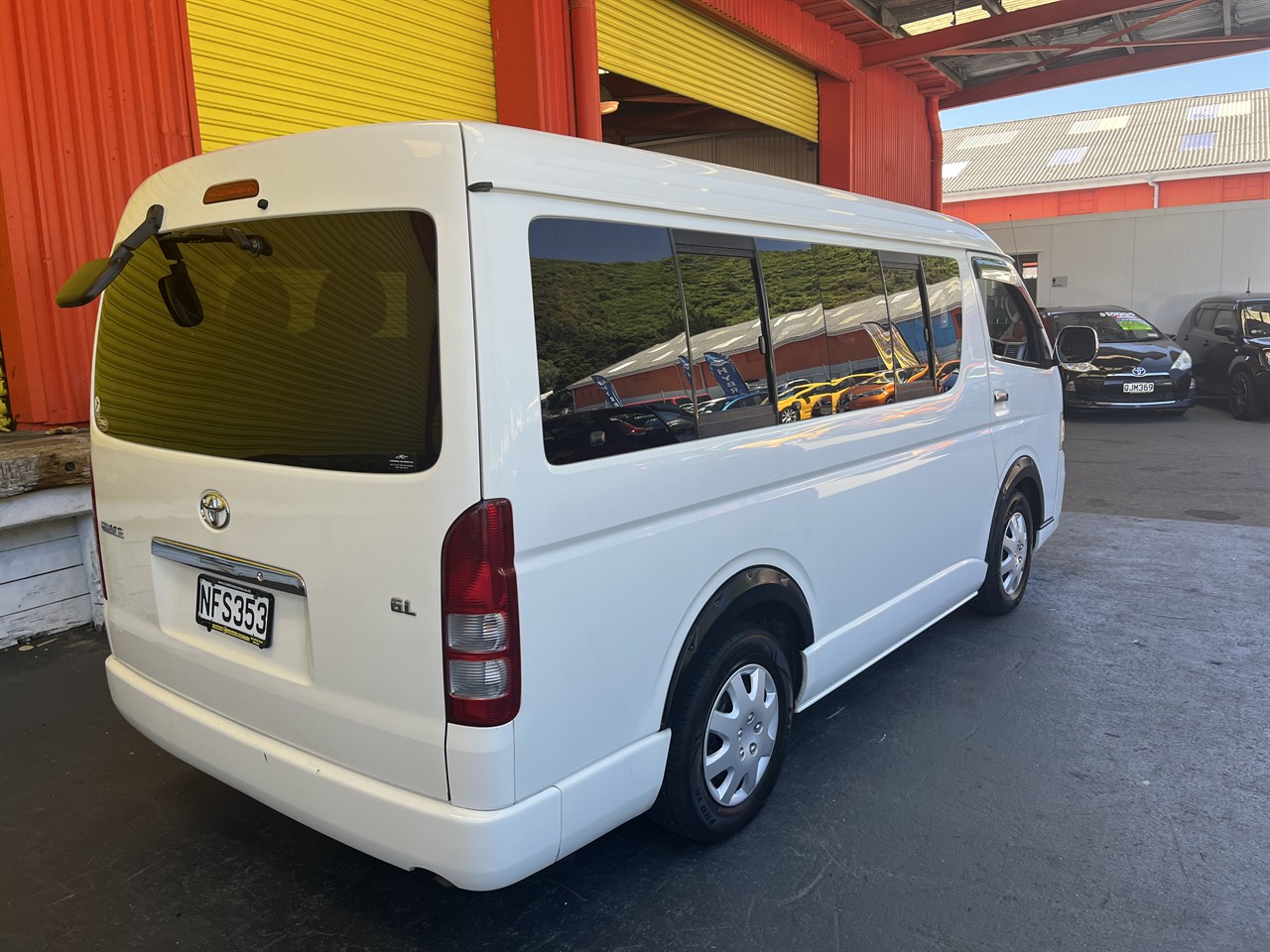2013 Toyota Hiace