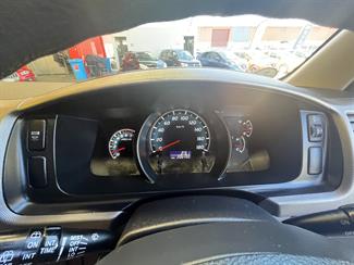 2013 Toyota Hiace - Thumbnail