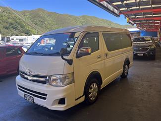 2013 Toyota Hiace - Thumbnail