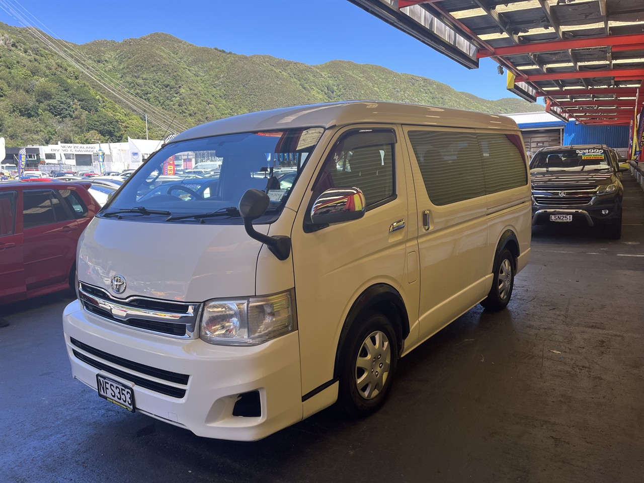 2013 Toyota Hiace