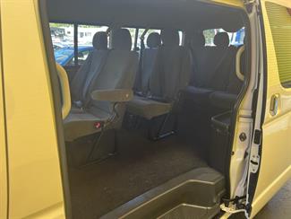 2013 Toyota Hiace - Thumbnail