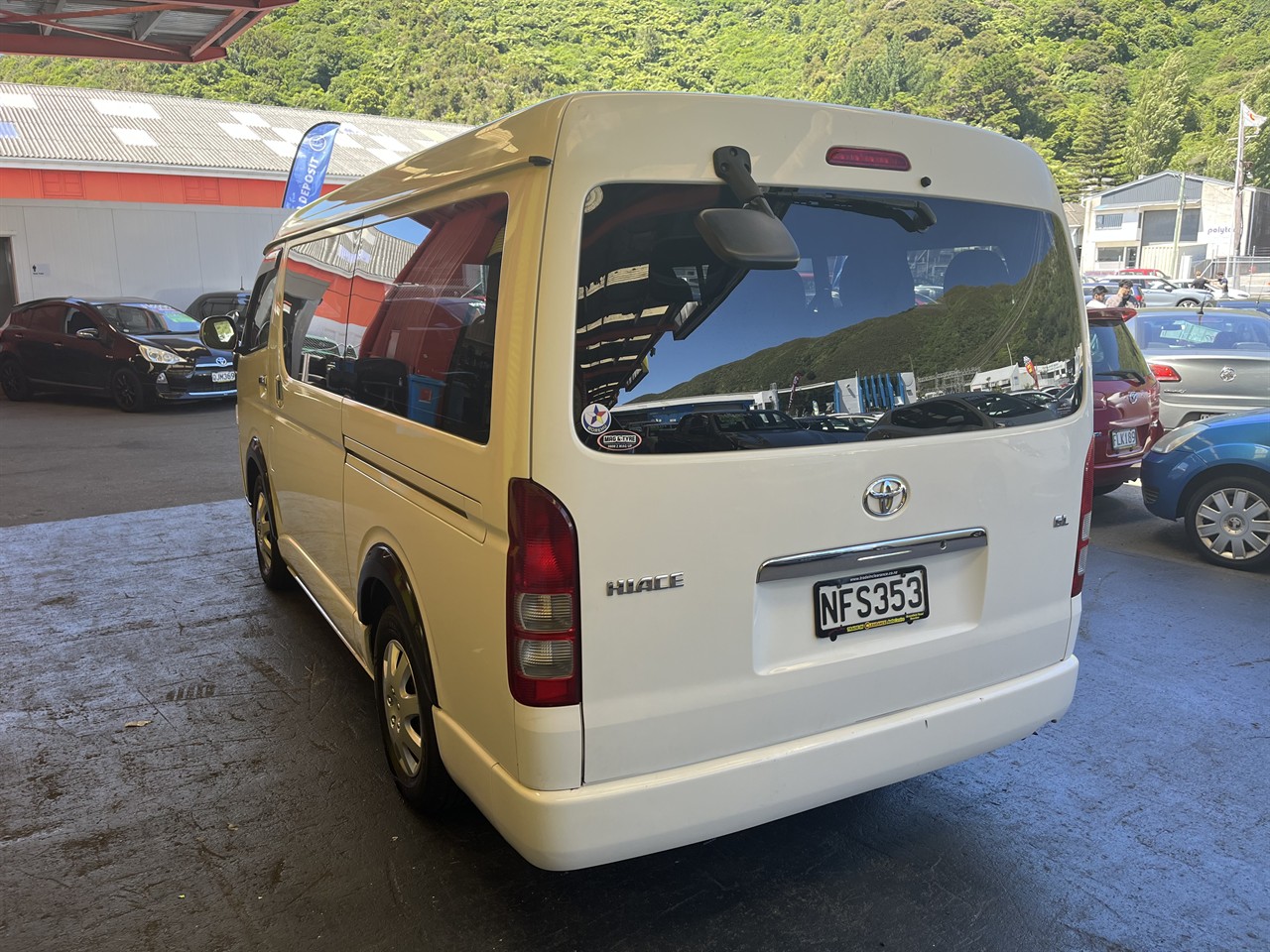 2013 Toyota Hiace