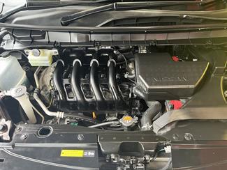 2016 Nissan Serena - Thumbnail