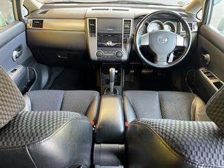 2009 Nissan Tiida - Thumbnail