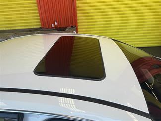 2014 Holden Commodore - Thumbnail