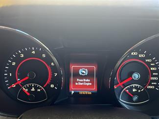 2014 Holden Commodore - Thumbnail