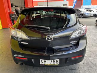 2011 Mazda Axela - Thumbnail