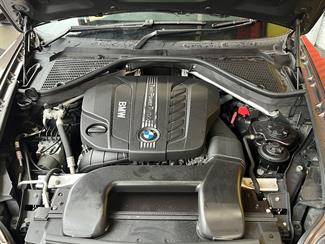 2011 BMW X5 - Thumbnail