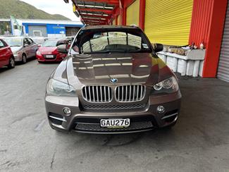 2011 BMW X5 - Thumbnail
