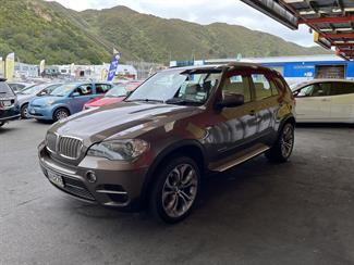 2011 BMW X5 - Thumbnail