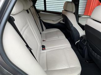 2011 BMW X5 - Thumbnail