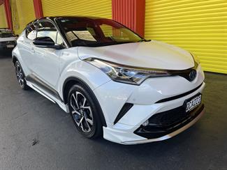 2017 Toyota C-Hr - Thumbnail