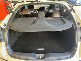 2017 Toyota C-Hr - Thumbnail