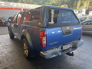 2012 Nissan Navara - Thumbnail