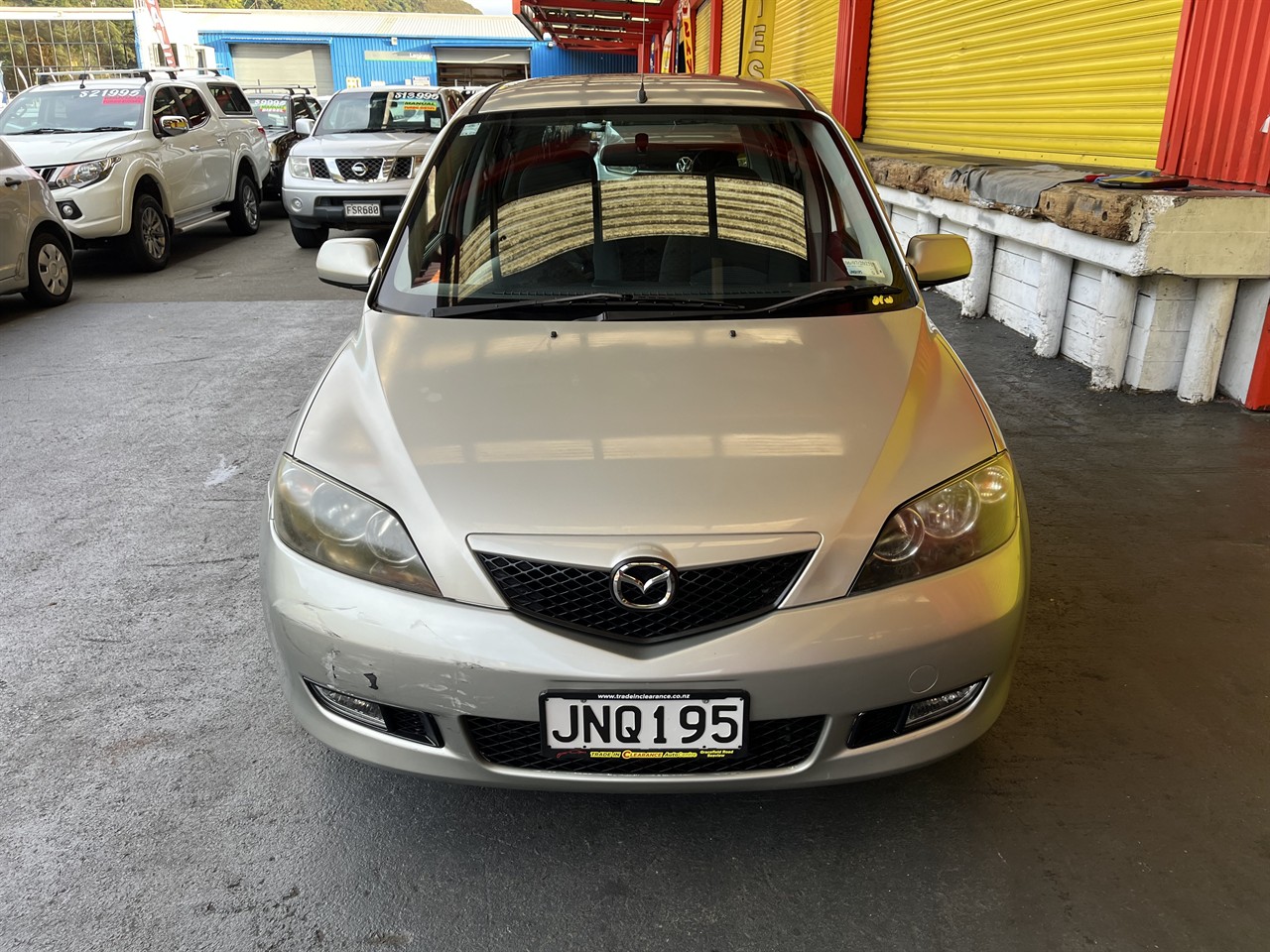 2004 Mazda Demio