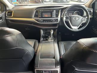 2016 Toyota HIGHLANDER - Thumbnail