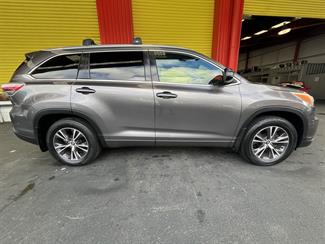 2016 Toyota HIGHLANDER - Thumbnail
