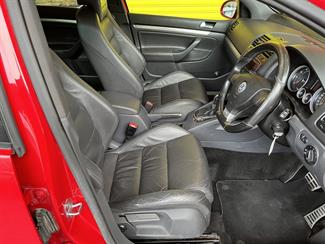 2008 Volkswagen Golf - Thumbnail