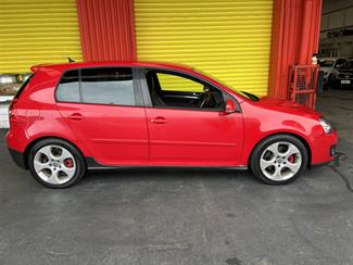 2008 Volkswagen Golf - Thumbnail