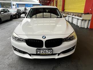 2013 BMW 320i - Thumbnail