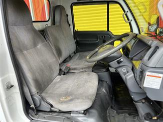 2003 Nissan Atlas - Thumbnail