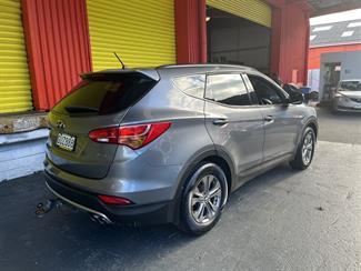 2013 Hyundai Santa Fe - Thumbnail