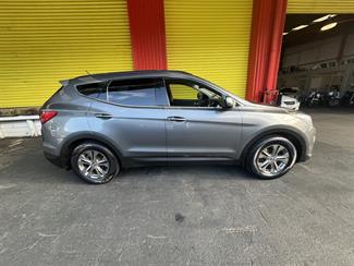 2013 Hyundai Santa Fe - Thumbnail