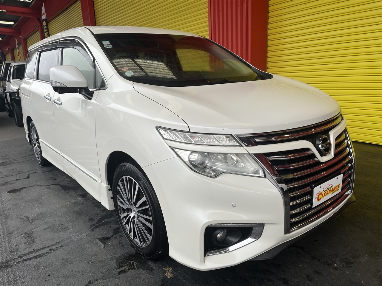 2015 Nissan ELGRAND