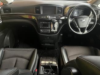 2015 Nissan ELGRAND - Thumbnail