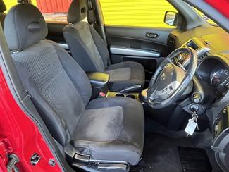 2012 Nissan X-Trail - Thumbnail